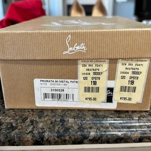 Christian Louboutin Prorata 90 Metal Patent Heels Oyster Size 41